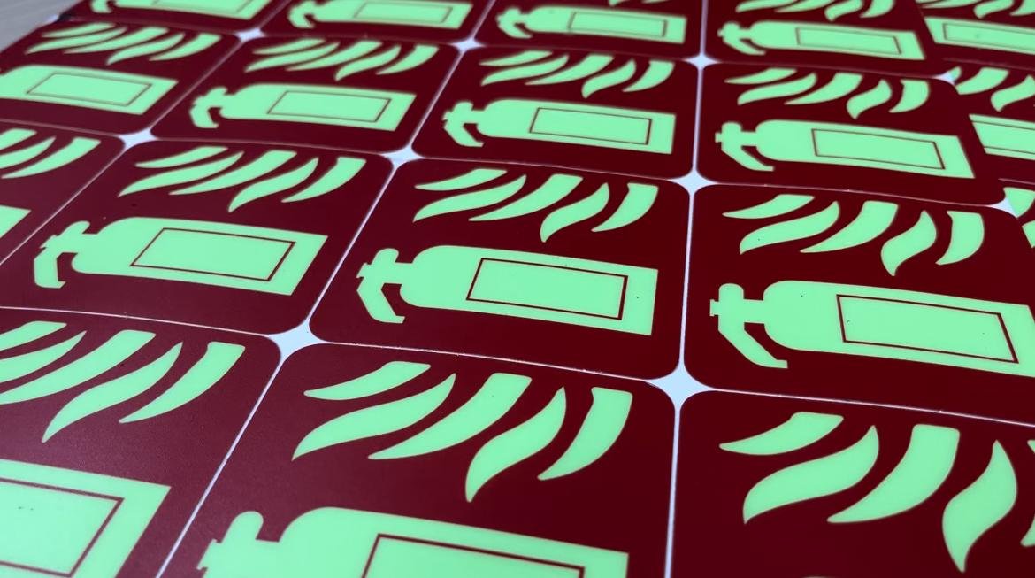 Interior enquiry and wayfinding signage installation